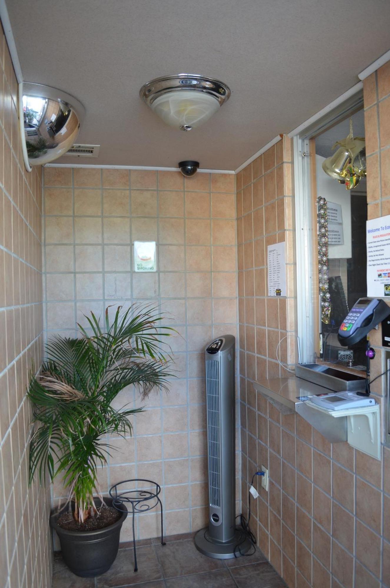 Economy Inn New Orleans Arabi Екстериор снимка