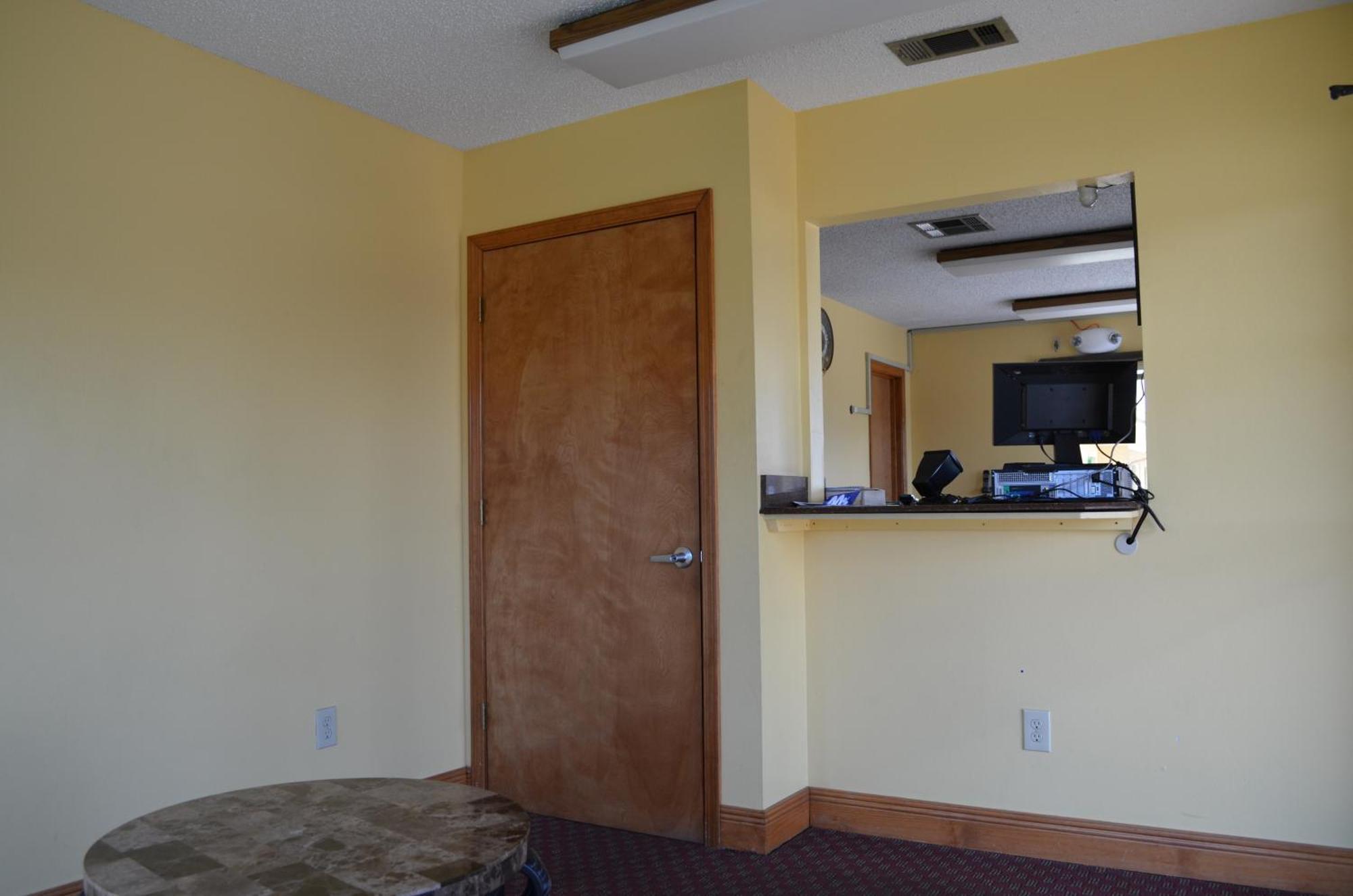 Economy Inn New Orleans Arabi Екстериор снимка